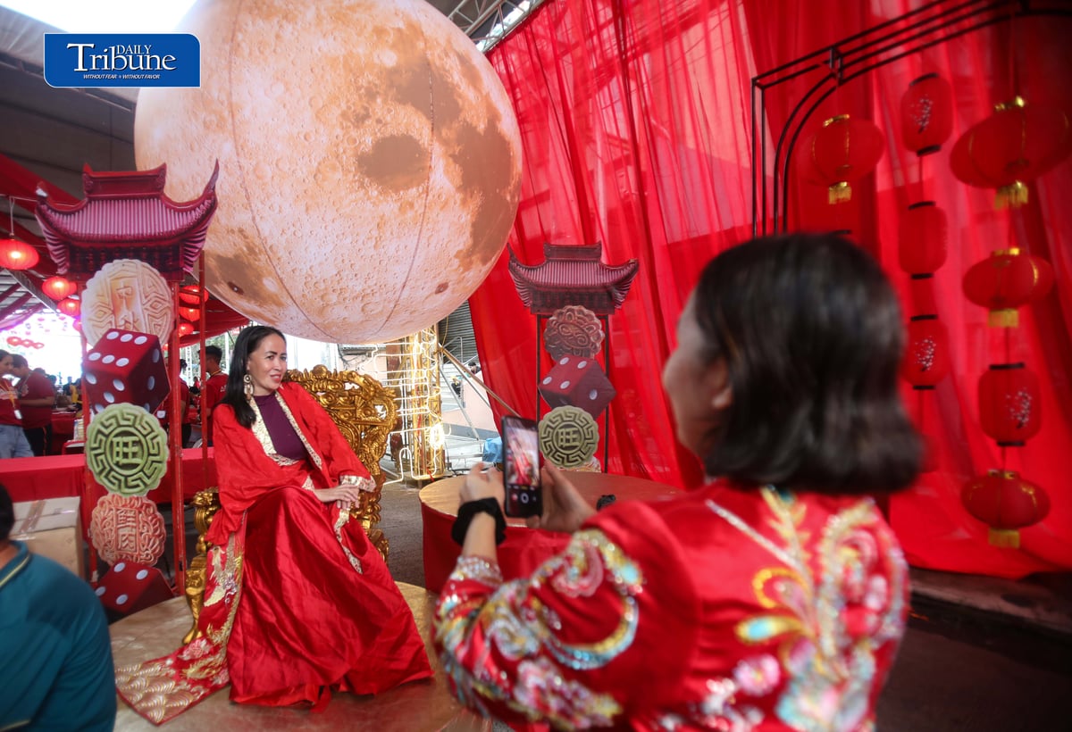 (September 19 2026) The Quezon City Government holds the 2026 Mid-Autumn Mooncake Festival, featuring a Mooncake Tree Gallery, food bazaars, cultural performances, and street entertainment, at the corner of Banawe and Del Monte Avenue in Quezon City on Saturday, September 19, 2026. Photo/Analy Labor
