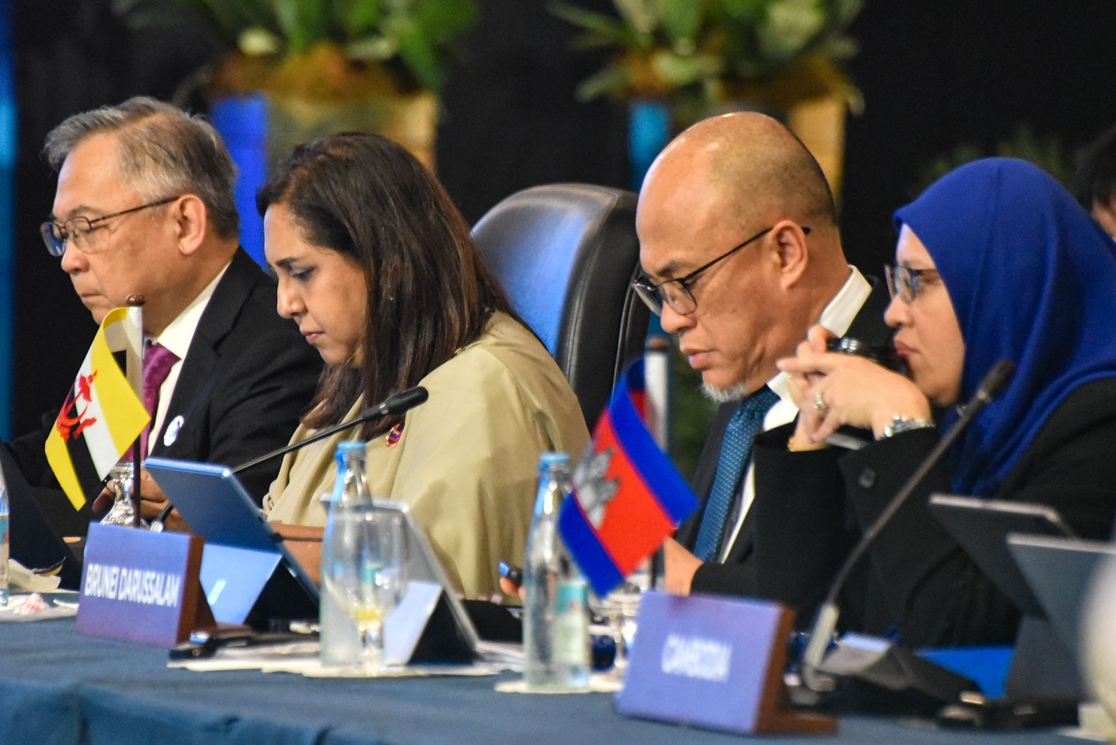 H.E. Maria Cristina Roque, Minister of Trade and Industry of the Republic of the Philippines, presides by sharing her opening remarks in the 29th ASEAN Investments Area Council Meeting for the 58th ASEAN Economic Ministers' Meeting and Related Meeting (AEM) at the Philippines International Convention Center in Pasay City, on 19 September. l Zedrich Xylak Madrid