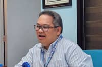 Malabon city administrator completes global MBA