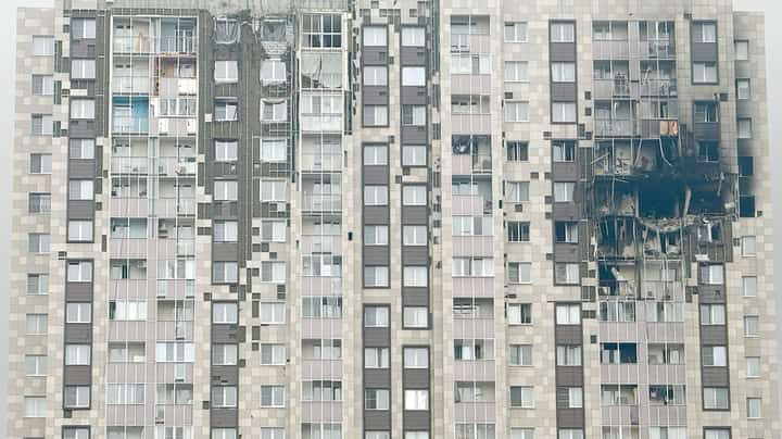 Mass drone barrage on Moscow kills two