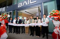 OFFICIALS from BAIC Philippines, UAAGI Auto Group, Gateway Motors and Taguig City take part in the ribbon-cutting ceremony for the new BAIC BGC dealership. Shown are (from left): Alvin Lu, Gateway Motors brand head for JETOUR and BAIC; Martin Arancon, Gateway vice chairman; Timothy Sytin, BAIC brand head; Kenneth Sytin, UAAGI vice chairman; Taguig City Hon. Mayor Lani Cayetano; Rommel Sytin, UAAGI chairman; Taguig 2nd District Hon. Councilor Iony De Lara-Bes; Markane Goho, Gateway Motors Group chairman.