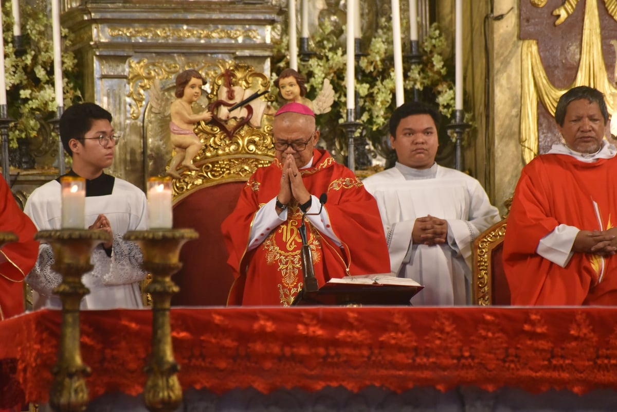 Gerardo Alminanza presides mass for 54th Anniversary of the Declaration of Martial Law