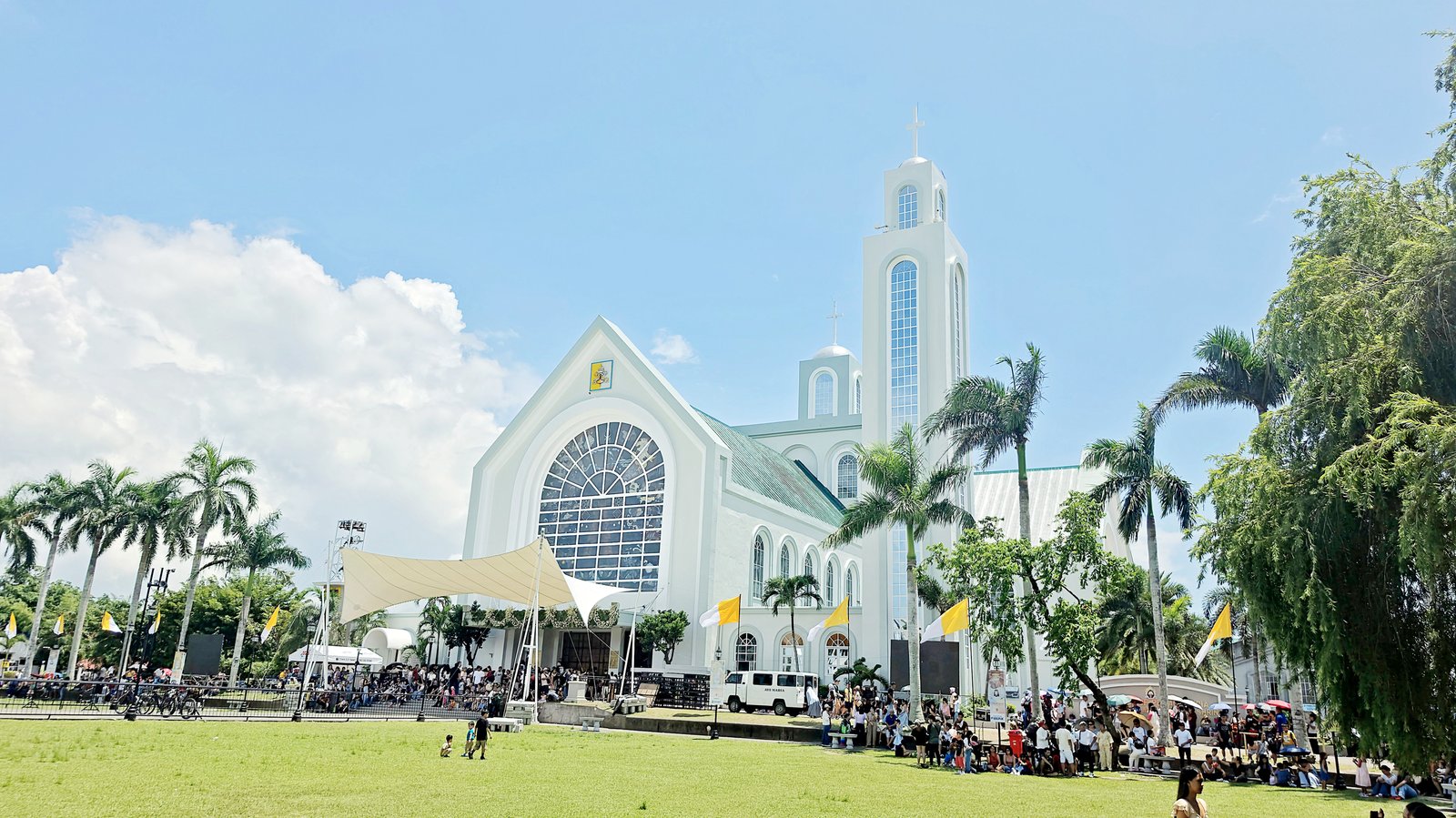 DEVOTEES flock to Minor Basilica and National Shrine of Our Lady of Peñafrancia on the Solemnity of Our Lady of Peñafrancia on 20 September