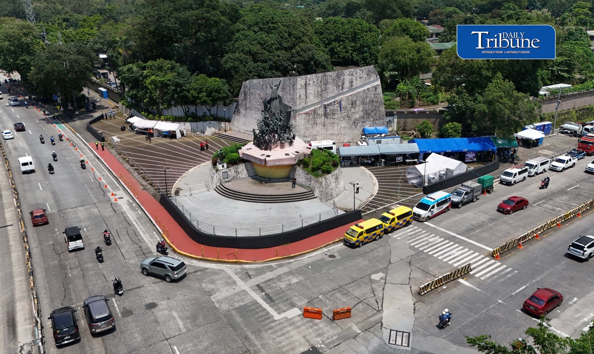 (September 21 2026) Situation along EDSA PEOPLE power Monument on September 21, 2026, the Philippines marks the 54th anniversary of the declaration of Martial Law, According to the PNP More than 17,000 police personnel are deployed nationwide to maintain peace and order during the commemoration. Photo/Analy Labor