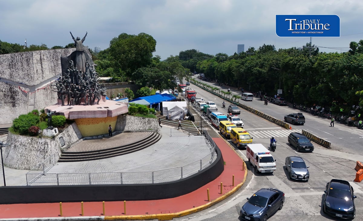 (September 21 2026) Situation along EDSA PEOPLE power Monument on September 21, 2026, the Philippines marks the 54th anniversary of the declaration of Martial Law, According to the PNP More than 17,000 police personnel are deployed nationwide to maintain peace and order during the commemoration. Photo/Analy Labor