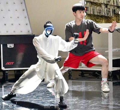 These robots have moves, and an AGT final spot