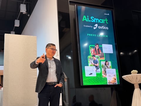Smart targets prepaid market with low-cost AI