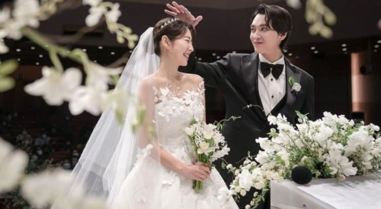 Park Shin-hye and Choi Tae-joon welcome second child, a baby girl