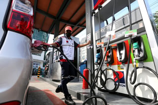 DoE sees fuel rollback, rules out return to P150/L level