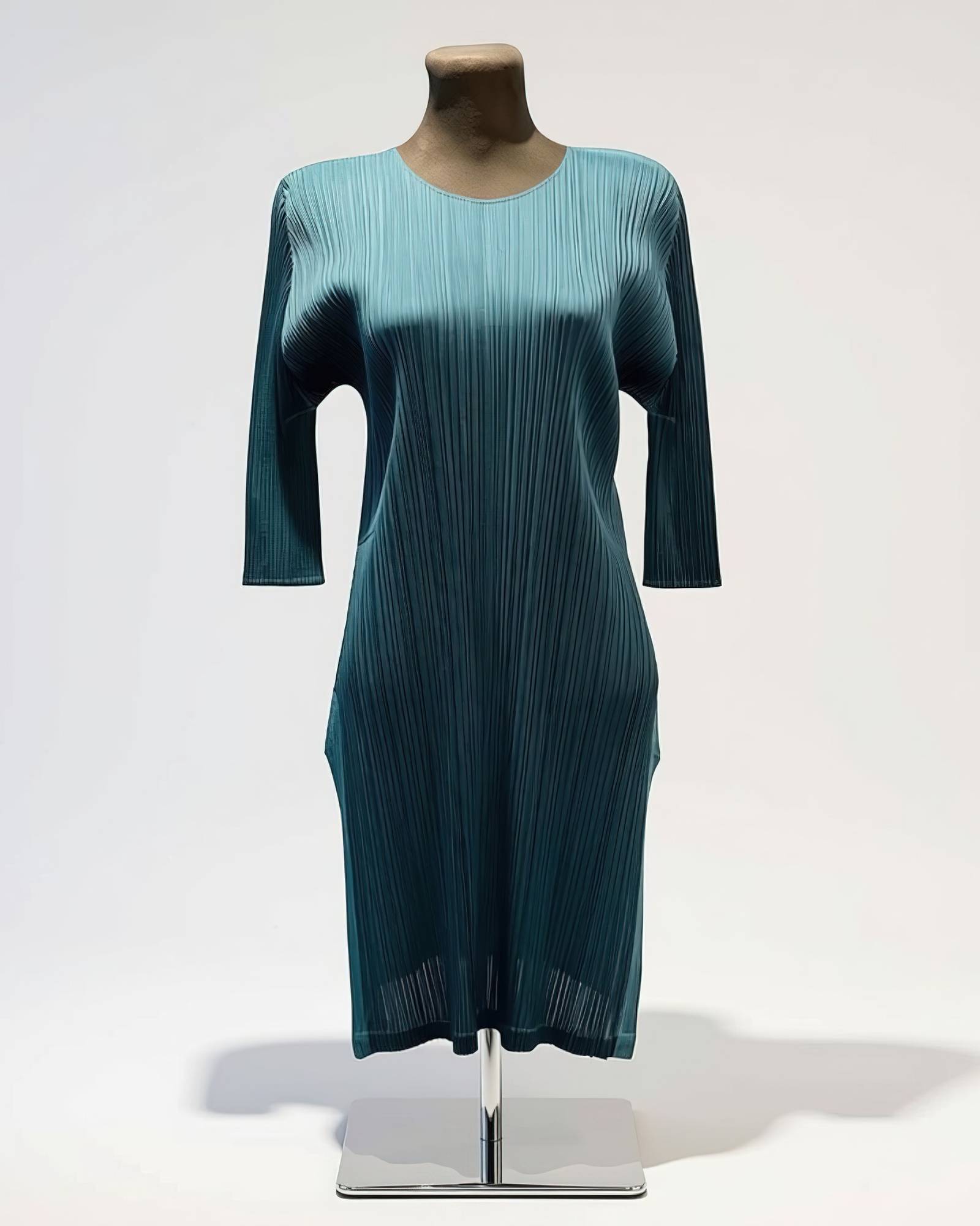 DRESS by Issey Miyake.