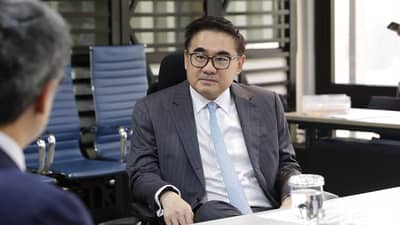 Go signs resolution suspending LPG, kerosene taxes anew