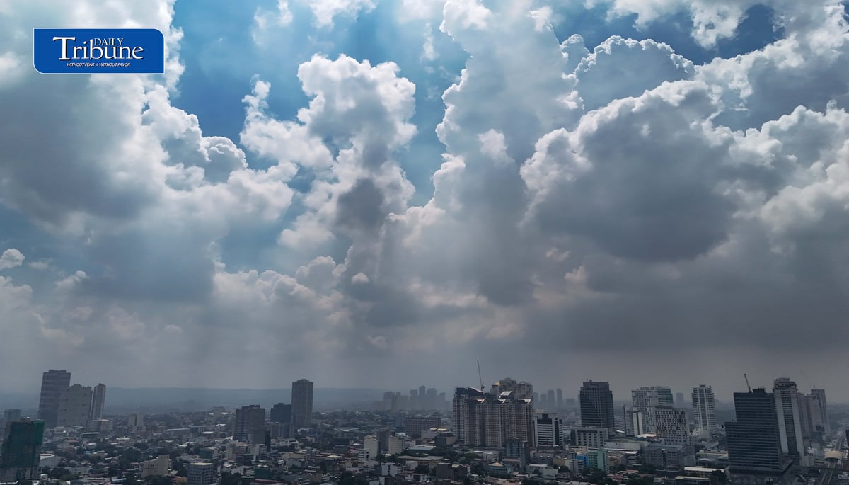 CLEAR SKIES DESPITE QUEENIE
Metro Manila experiences clear to partly cloudy skies as seen from Quezon City on Thursday, 24 September 2026.
Tropical Storm Surigae entered the Philippine Area of Responsibility at 7 a.m. and was given the local name “Queenie,” becoming the 17th tropical cyclone to enter PAR this year. PAGASA said the storm was not expected to directly affect most of the country over the next three days.
PAGASA has also warned that the ongoing El Niño could intensify into a “very strong” event before the end of 2026 and persist through the first half of 2027.
Photo by Analy Labor