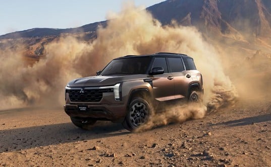 CAPABILITY remains central to the new Pajero with Super Select 4WD-II, S-AWC and seven selectable drive modes.