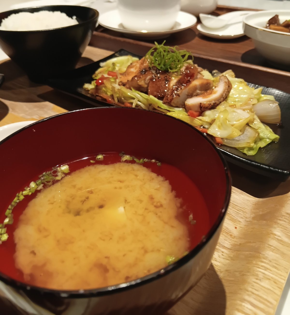 JAPAN FAVES. Unagi Yukimitsu’s Chicken Teriyaki Yasai features glazed chicken teriyaki over vegetables, accompanied by Japanese rice and miso soup as part of its Araneta City Lunch Festival offering.