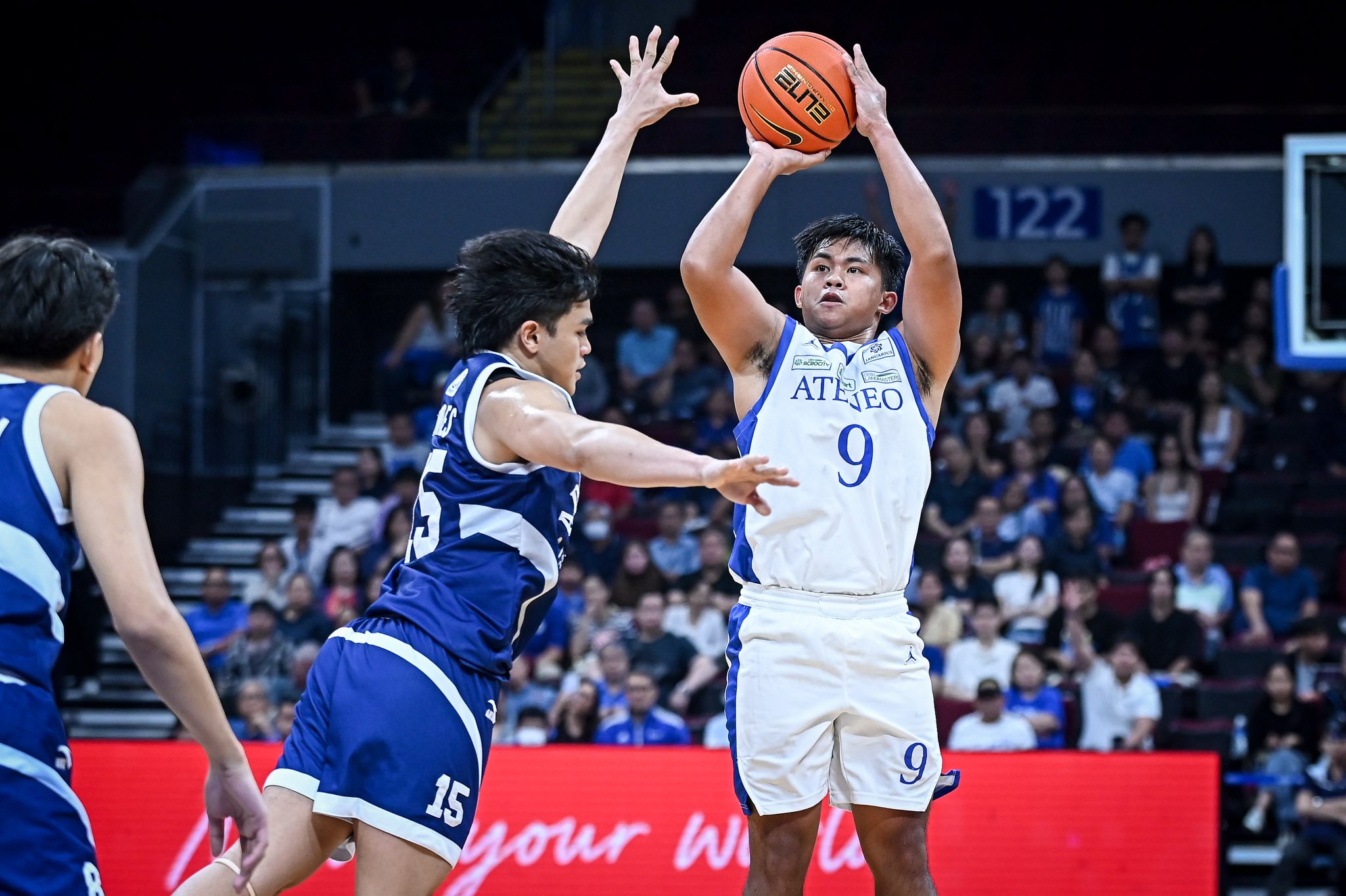 Ateneo recovers, thwarts Adamson