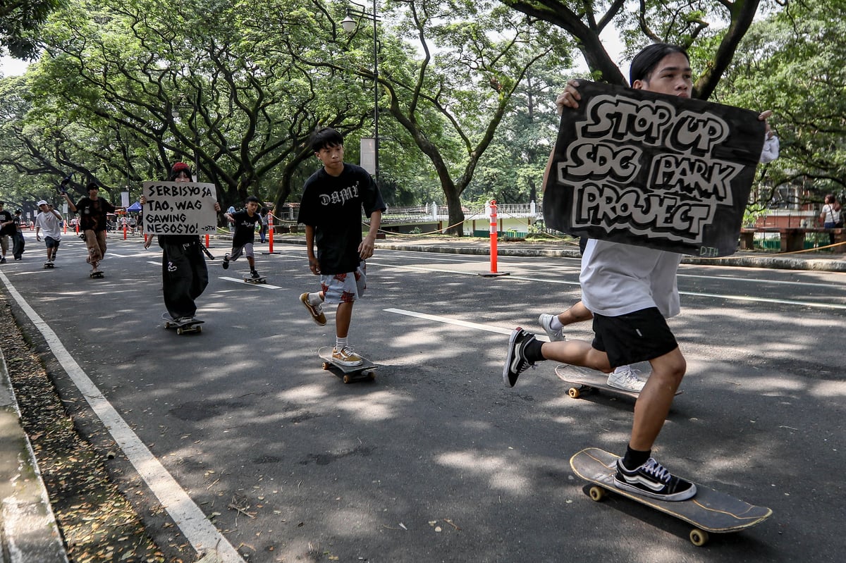 Skaters fight back