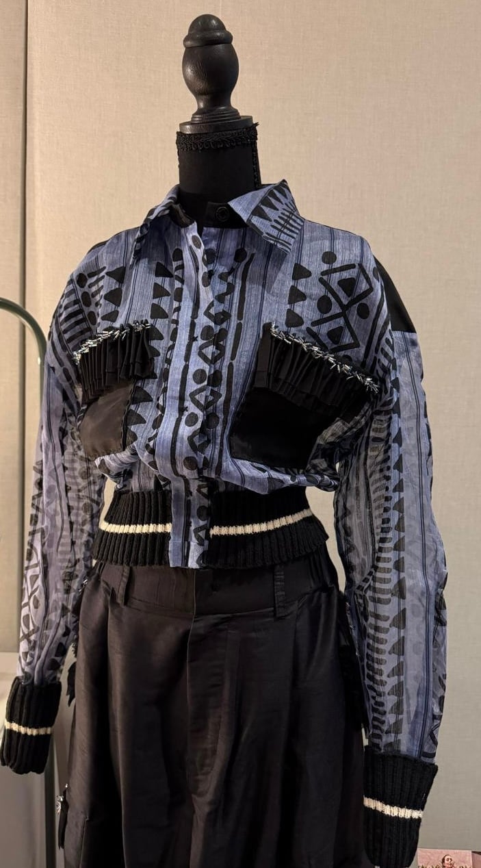 Piña and knitwear by Lulu Tan Gan.