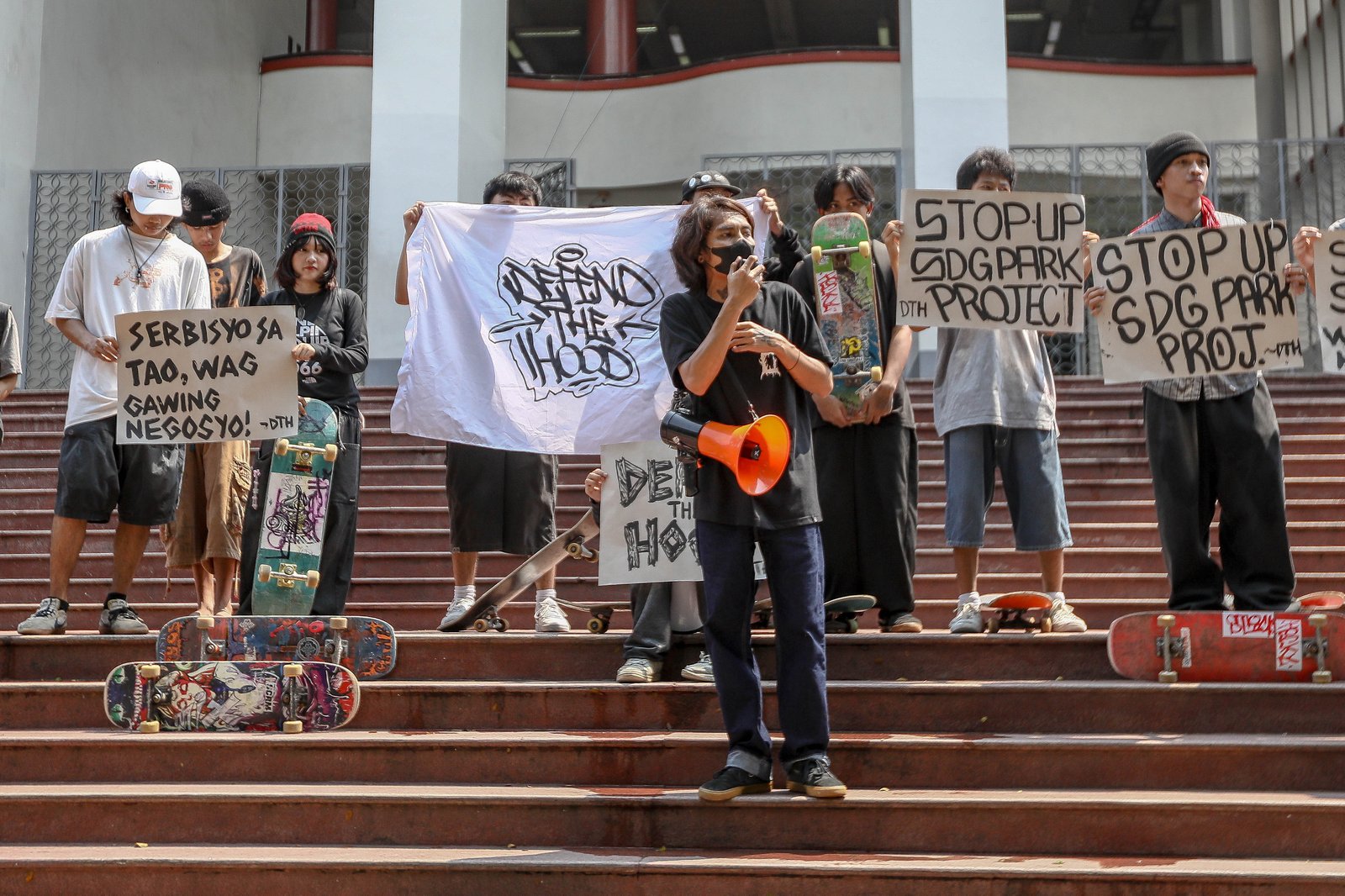 Progressive sports enthusiasts from Skaters United and Defend the Hood staged a protest in front of Palma Hall at UP Diliman, Quezon City, on Saturday, 26 September, to raise concerns over adequate housing and accessible sports facilities in the country.

According to the skaters, many of them live in informal settlements at risk of demolition to make way for businesses. They also called for skate parks to be made more accessible to the general public.

University authorities stopped the protest, prompting the skaters to proceed to Vinzons Hall to continue expressing their concerns. | Aram Lascano for DAILY TRIBUNE
