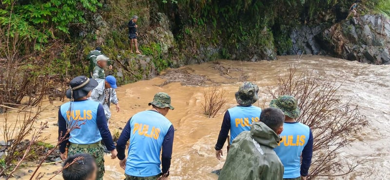 Two drown, river currents blamed