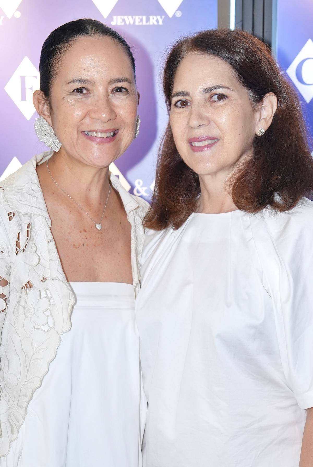 MIA Borromeo and Ane Preysler.