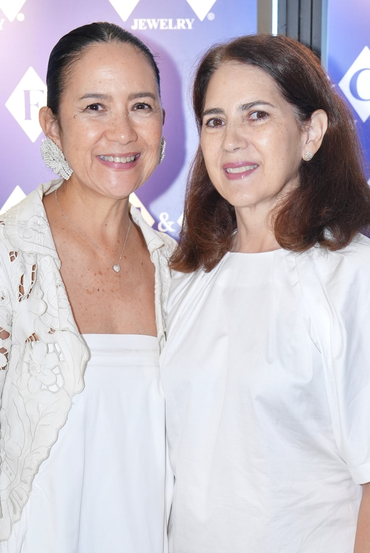 MIA Borromeo and Ane Preysler.