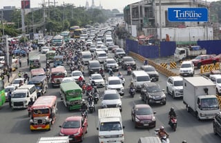 MONDAY GRIDLOCK HITS COMMONWEALTH