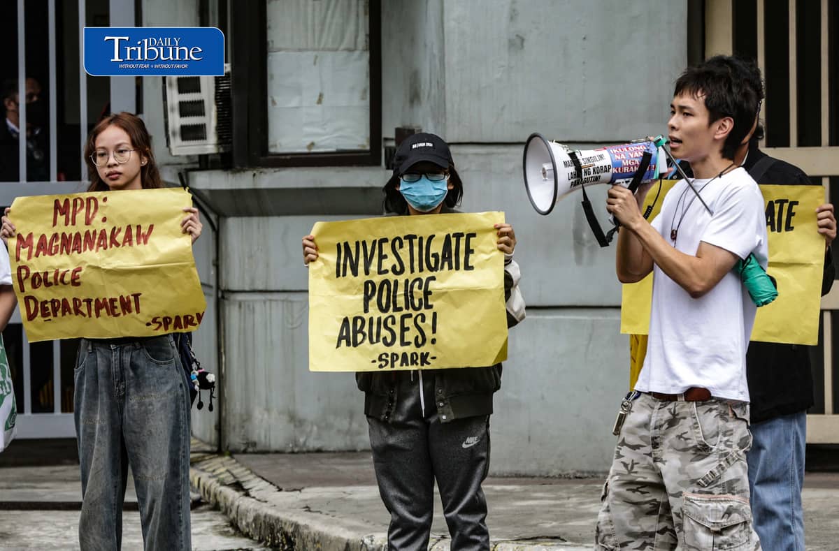 Members of the Samahan ng Progresibong Kabataan (SPARK) hold a picket outside the National Police Commission headquarters along EDSA in Quezon City on Monday, 28 September 2026, to protest the alleged confiscation of student activists’ phones and other alleged abuses by Manila police during the 21 September demonstrations. | Analy Labor