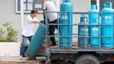 BIR suspends excise taxes on LPG and kerosene amid high crude oil prices