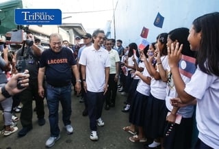 DPWH chief Dizon inspects nature-based coastal protection project 