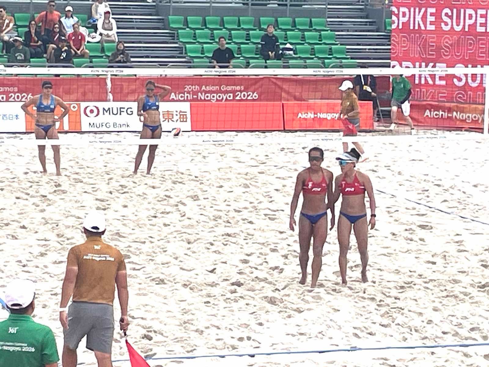 Pinay beach spikers plot semis showdown