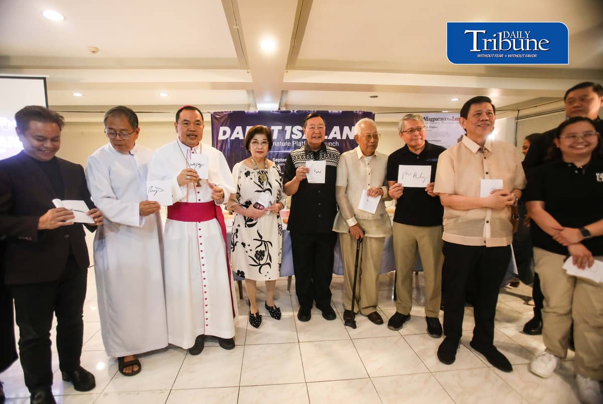 (September 30 2026) Anti-political dynasty advocates led by Former Supreme Court Senior Associate Justice Antonio Carpio together with Bishop Elias Ayuban, and Fr. Robert Reyes along with others launch the “Dapat Isa Lang” coalition, a digital campaign website that aims to make its signature campaign  for a genuine anti-political dynasty law more accessible to the public, on Wednesday September 29 2026. Photo/Analy Labor