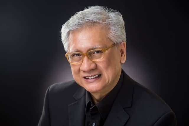 Choral conductor Joel Navarro