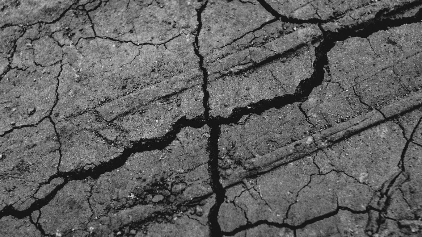 Magnitude 4.7 earthquake strikes offshore Isabela