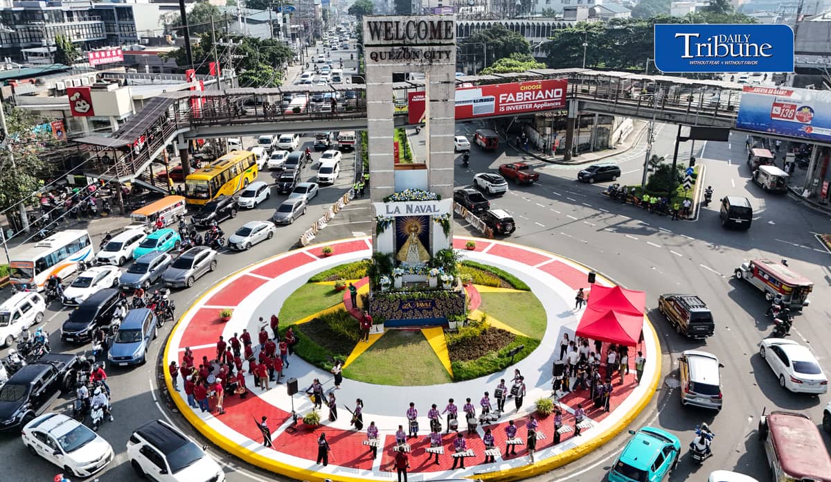(September 30 2026) The image of the Our Lady of La Naval de Manila seen at the welcome Rotonda in Quezon City on Wednesday September 30 2026, Quezon City is celebrating two weeks of the Enthronement Rites of the La Naval Image, the government informs motorists to expect traffic delays on Oct. 1 as the motorcade of the La Naval de Manila image will take place from 8 a.m. to 1 p.m. Photo/Analy Labor