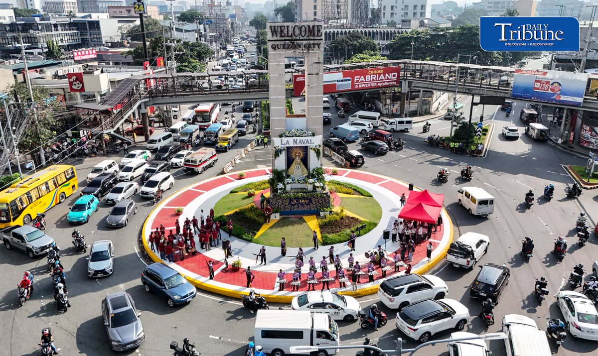 (September 30 2026) The image of the Our Lady of La Naval de Manila seen at the welcome Rotonda in Quezon City on Wednesday September 30 2026, Quezon City is celebrating two weeks of the Enthronement Rites of the La Naval Image, the government informs motorists to expect traffic delays on Oct. 1 as the motorcade of the La Naval de Manila image will take place from 8 a.m. to 1 p.m. Photo/Analy Labor