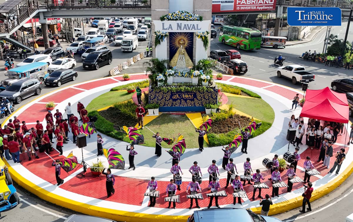 (September 30 2026) The image of the Our Lady of La Naval de Manila seen at the welcome Rotonda in Quezon City on Wednesday September 30 2026, Quezon City is celebrating two weeks of the Enthronement Rites of the La Naval Image, the government informs motorists to expect traffic delays on Oct. 1 as the motorcade of the La Naval de Manila image will take place from 8 a.m. to 1 p.m. Photo/Analy Labor