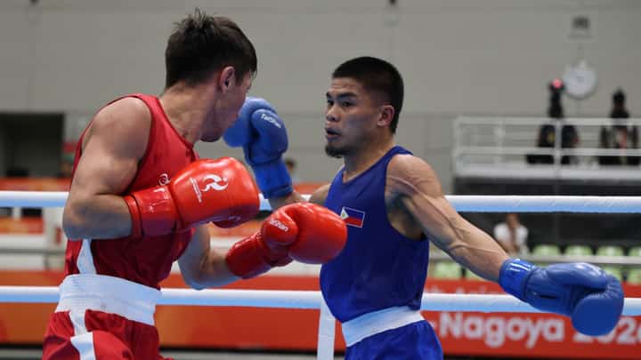 CARLO Paalam displays his punching prowess to overcome Makhmud Sabyrkhan of Kazakhstan via split decision and advance to the final of the men’s 55-kg division of the 20th Asian Games on Wednesday.