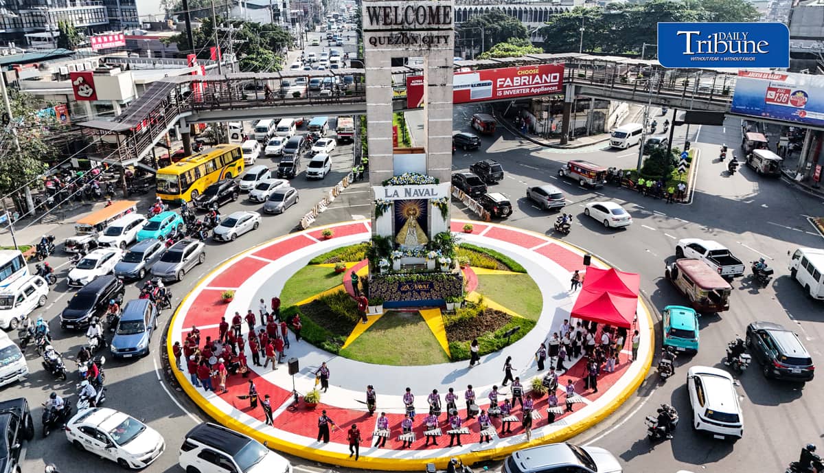 (September 30 2026) The image of the Our Lady of La Naval de Manila seen at the welcome Rotonda in Quezon City on Wednesday September 30 2026, Quezon City is celebrating two weeks of the Enthronement Rites of the La Naval Image, the government informs motorists to expect traffic delays on Oct. 1 as the motorcade of the La Naval de Manila image will take place from 8 a.m. to 1 p.m. Photo/Analy Labor