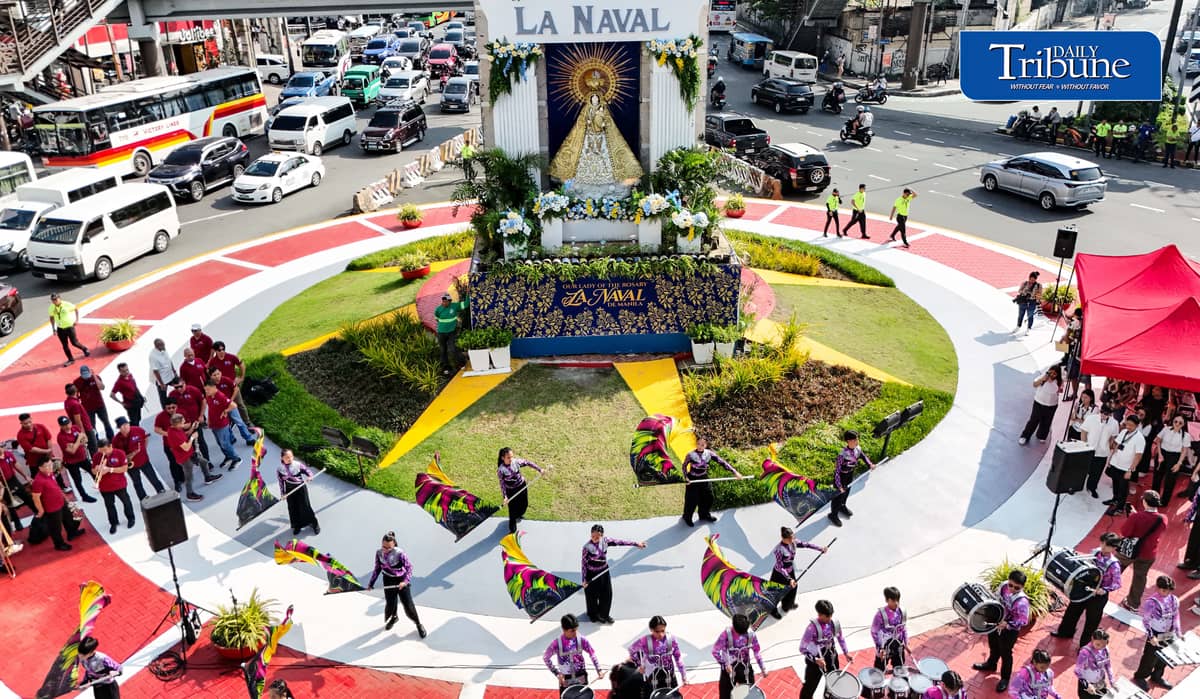 (September 30 2026) The image of the Our Lady of La Naval de Manila seen at the welcome Rotonda in Quezon City on Wednesday September 30 2026, Quezon City is celebrating two weeks of the Enthronement Rites of the La Naval Image, the government informs motorists to expect traffic delays on Oct. 1 as the motorcade of the La Naval de Manila image will take place from 8 a.m. to 1 p.m. Photo/Analy Labor