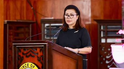 CEBU Governor Pamela Baricuatro