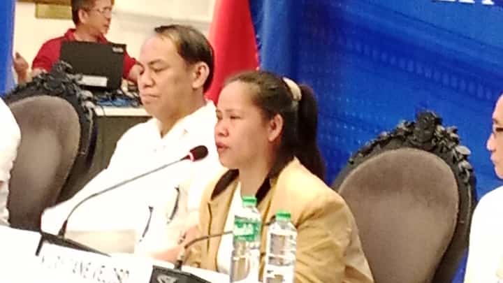 Justice Secretary Frederick Vida flanked by Mary Jane Veloso at DOJ on Thursday. Alvin Murcia