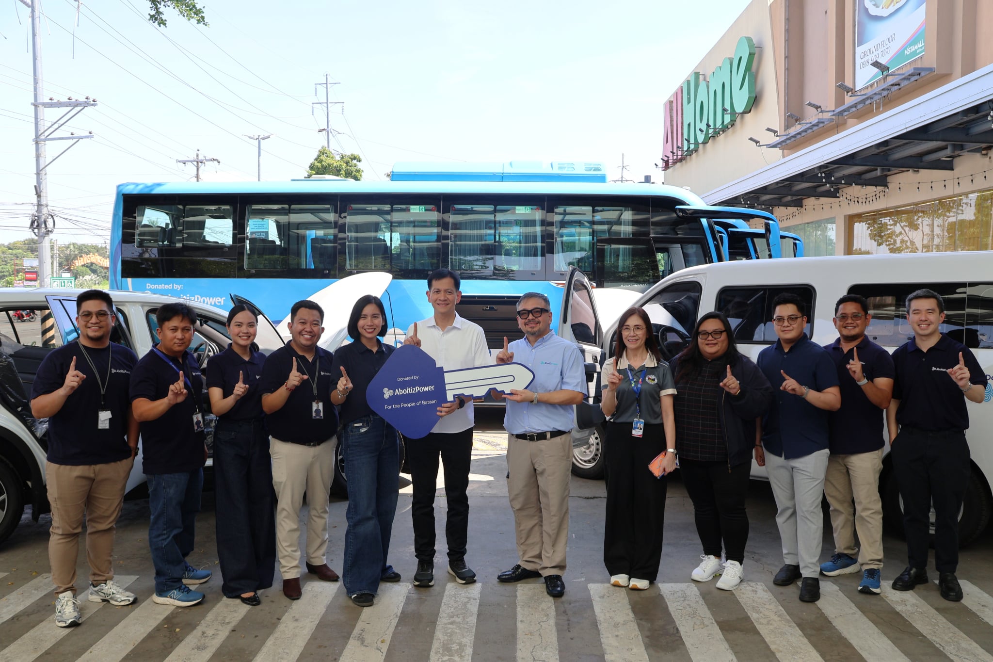 AboitizPower turns over P18-M EV fleet to Bataan