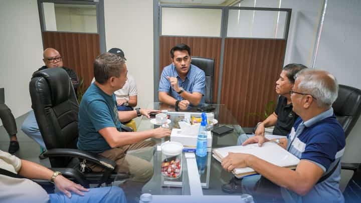 LAND Transportation Franchising and Regulatory Board acting chairperson Atty. Greg G. Pua Jr. meets with Public Utility Vehicle operators at the LTFRB main office in Quezon City to discuss key operational concerns and immediate solutions for the public transport sector.
