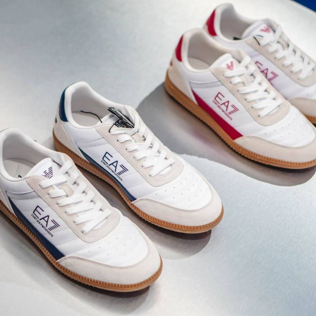 HERITAGE Leather Sneakers.
