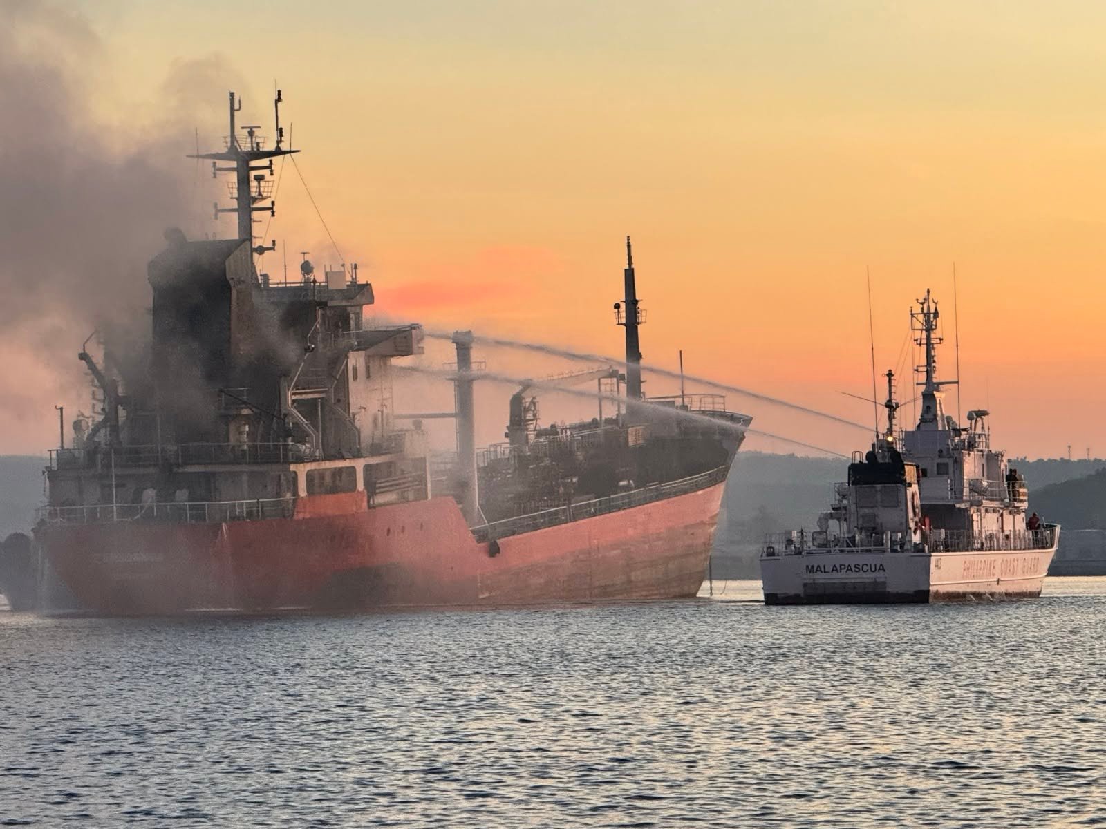 Fire hits tanker off Batangas