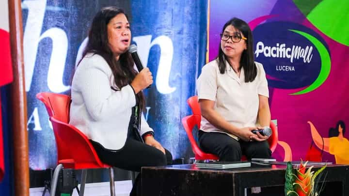 PDEA 4A Regional Public Information Officer Mary Ann Mahilom-Lorenzo speaks during the Kapihan sa PIA program in Lucena City, where the agency discussed its anti-drug programs and later clarified that 32 barangays in the city are officially drug-cleared.