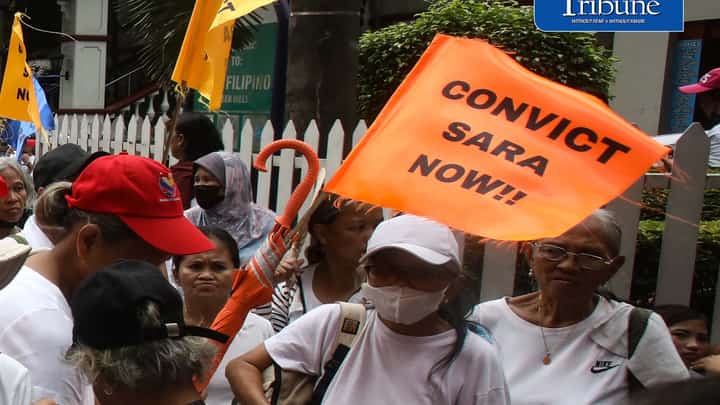 (October 02 2026) Groups gathered outside Club Filipino in San Juan City, on Friday September 2 2026, calling for the conviction of Vice President Sara Duterte, while former senator Antonio Trillanes held a press-conference inside club filipino. Photo/Analy Labor