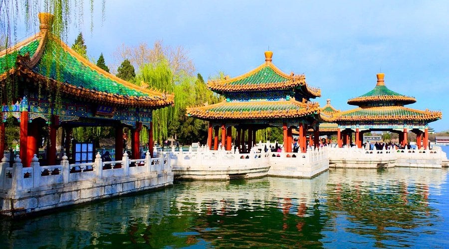 Lens of transformation: Unpacking China’s booming photoshoot culture