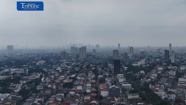 (October 03 2026) Haze blankets over Metro Manila as seen from Quezon City on Saturday October 3 2026, according to the Department of Environment and Natural Resources (DENR) on October 2, two cities had stations that recorded “unhealthy” air quality, while the rest of the 18 monitoring stations in the National Capital Region registered “fair” or “good” readings. Photo/Analy Labor