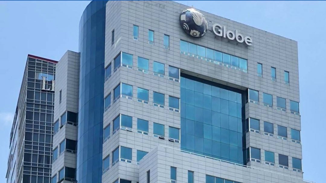 Globe taps backup links after cable break